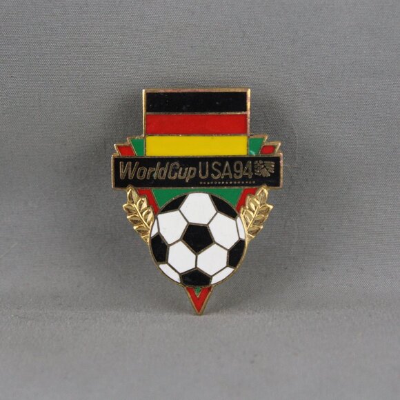 Team Germany Soccer Pin - 1994 World Cup by Peter David - Flag and Ball - Picture 3 of 3
